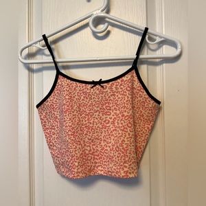 Pink cropped leopard tank top.